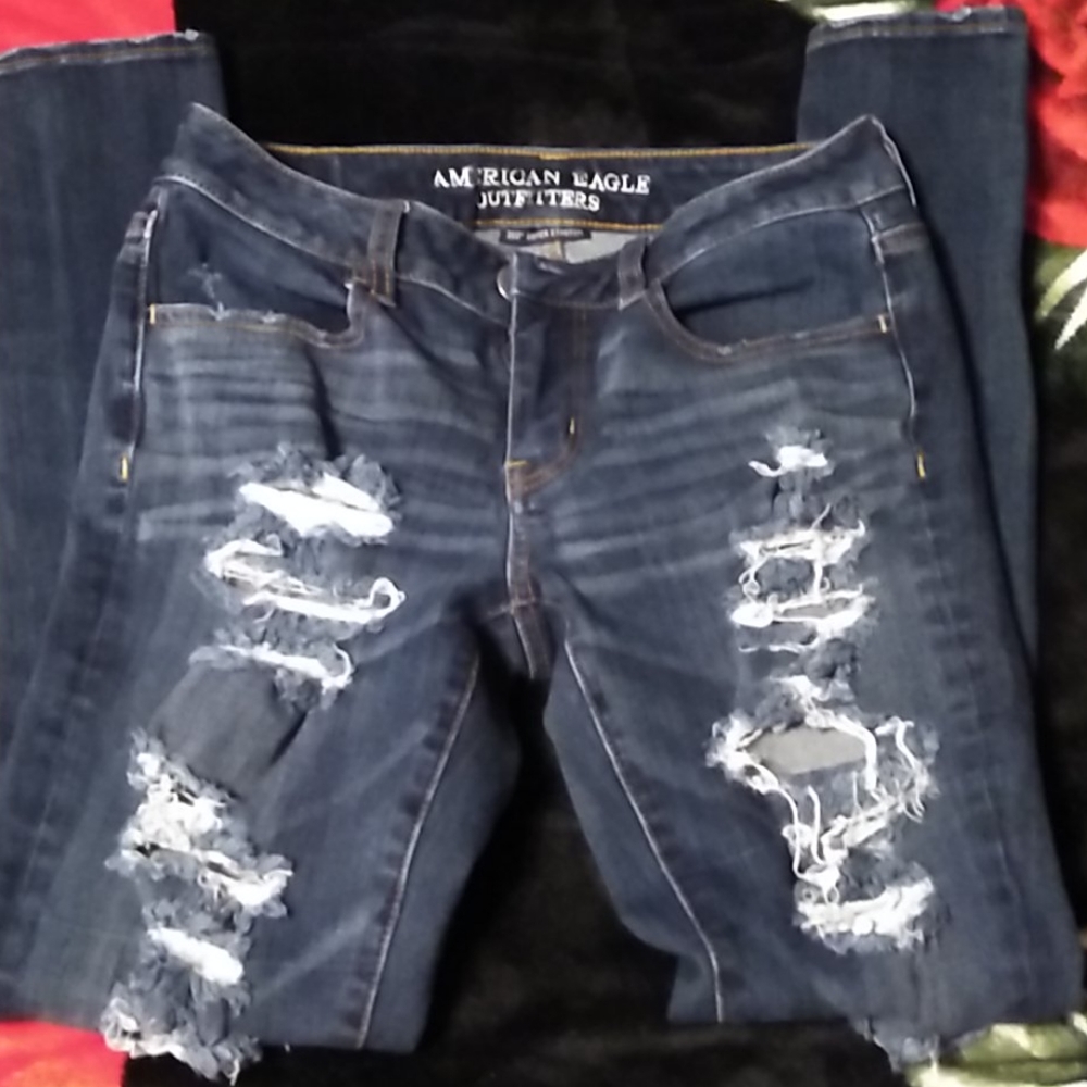 Clothes - Picture 2 of 4